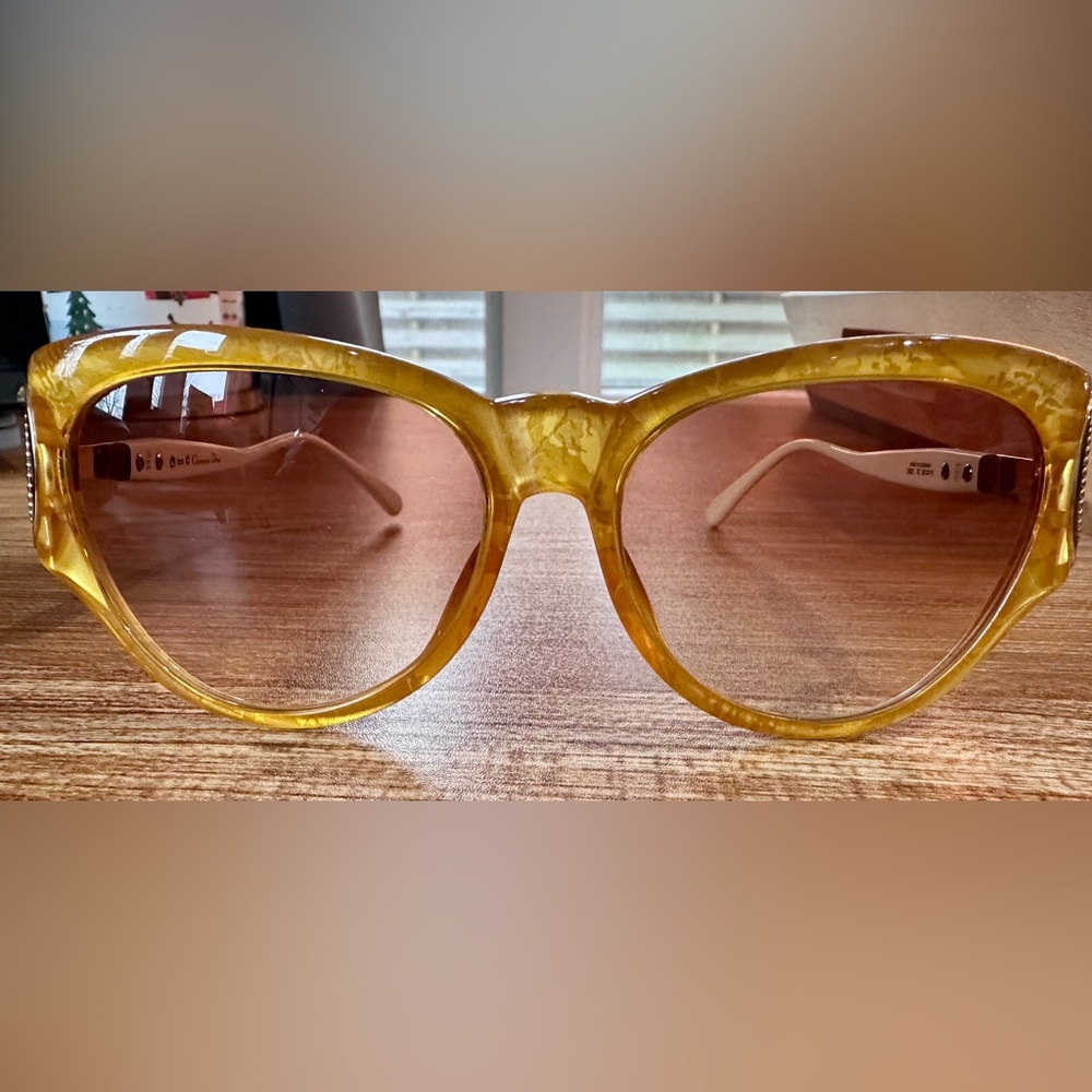 DIOR Vintage Rare Gold and Cream Sunglasses with case excellent condition